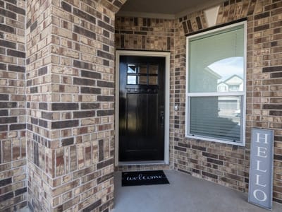 Living area at 13517 Martha Washington Pl - 4 bed 2 bath home