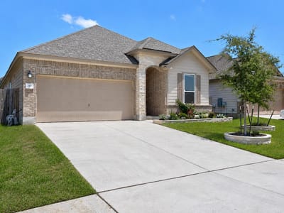 Living area at 137 Lost Treasure TER - 4 bed 2 bath home