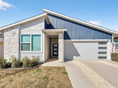 Living area at 13704 Bavarian Forest DR - 4 bed 2 bath home