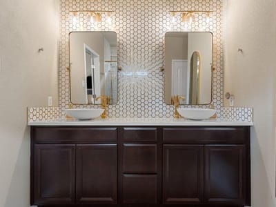 Bathroom at 13808 Field Stream LN - 4 bed 3 bath home