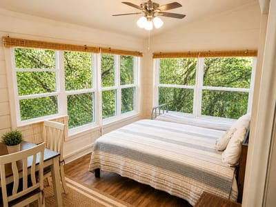 Primary bedroom at 13967 Fm 2769 - 1 bed 1 bath home