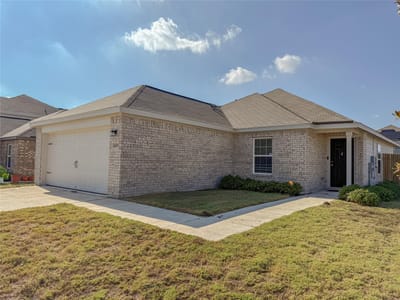Living area at 14000  John Aregood Pass - 3 bed 2 bath home