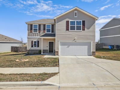 Living area at 14105 Jeannette Rankin RD - 3 bed 2 bath home