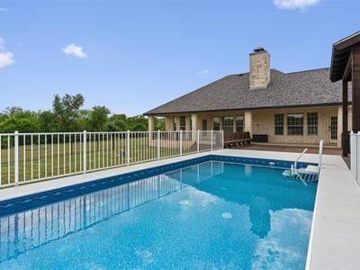 Living area at 144 D B Wood RD - 4 bed 4 bath home