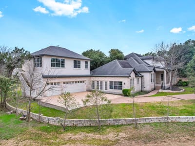 Living area at 14949 FM 1826 - 7 bed 5 bath home