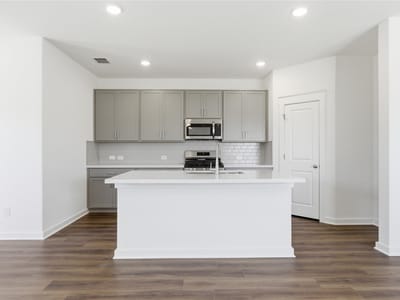 Living area at 150 Oriole St - 5 bed 3 bath home