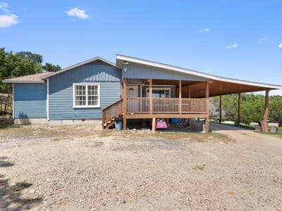 Living area at 15001 Dexler DR - 3 bed 2 bath home