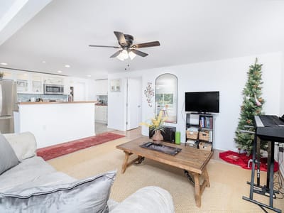 Primary bedroom at 1517 Hill Way Dr - 2 bed 1 bath home
