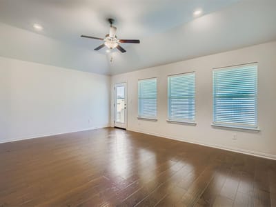 Bathroom at 154 Eagle Ford DR - 4 bed 2 bath home