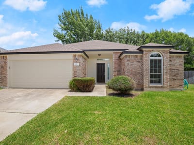 Kitchen at 157 Meadowlark CIR - 3 bed 2 bath home