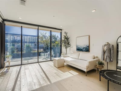 Living area at 1600 S 1st ST Unit #201 - 1 bed 1 bath home