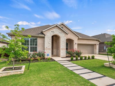 Living area at 1621 Weavers BND - 4 bed 3 bath home