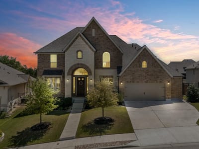 Living area at 164 Catani Loop - 4 bed 4 bath home