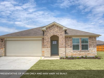 Living area at 167 Mountain Pea RD - 4 bed 3 bath home