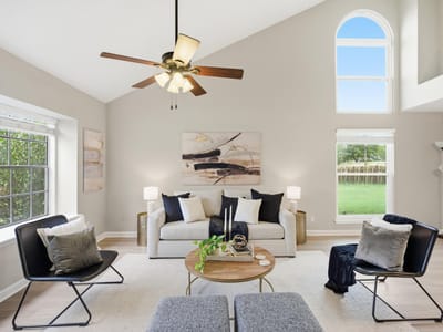 Primary bedroom at 1701 Hunters Trl - 4 bed 2 bath home