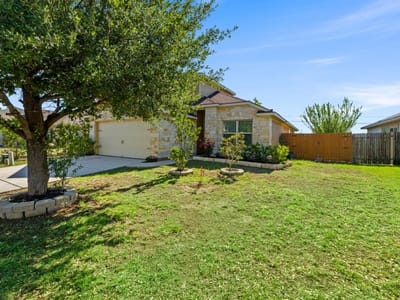 Living area at 17120 Bridgefarmer Blvd - 3 bed 2 bath home