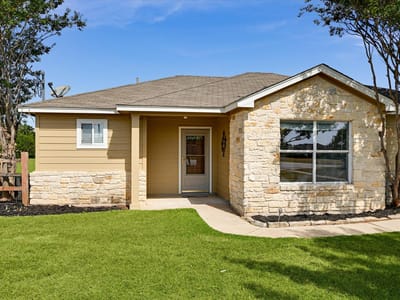 Living area at 172 Round Up Dr - 3 bed 2 bath home