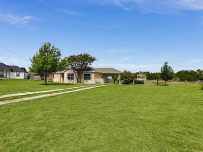 Primary bedroom at 172 Round Up Dr - 3 bed 2 bath home