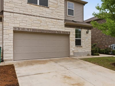 Living area at 17301 Leafroller DR Unit #A - 4 bed 2 bath home