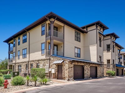 Living area at 17804 Maritime Point DR Unit #303 - 3 bed 2 bath home