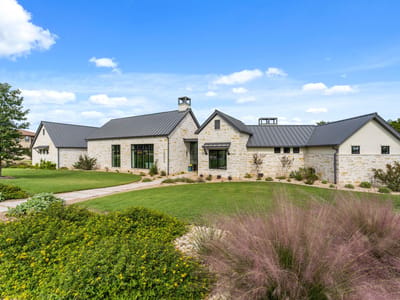Living area at 18025 Ranchland Hills Vis - 3 bed 3 bath home