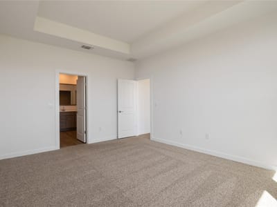 Bathroom at 1828 LAZY ACRES St - 5 bed 3 bath home