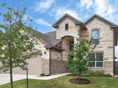 Living area at 184 Lenera DR - 4 bed 3 bath home