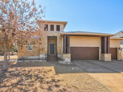 Living area at 1841 Harvest Dance DR - 3 bed 2 bath home