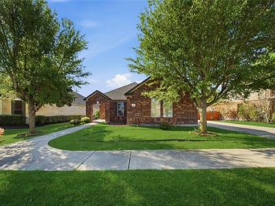 Living area at 18417 Star Gazer WAY - 3 bed 2 bath home