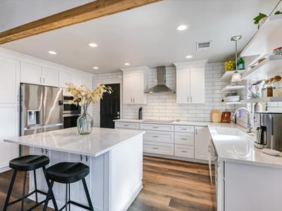 Living area at 18516 Champions CIR - 3 bed 2 bath home