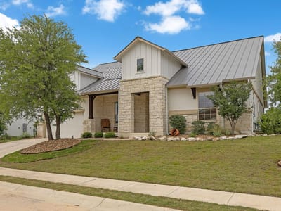 Living area at 1905 Mazarro Dr - 4 bed 2 bath home