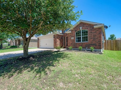 Kitchen at 19413 James Manor ST - 3 bed 2 bath home