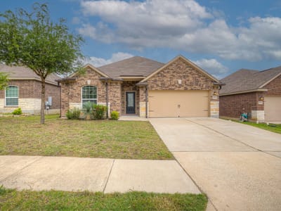 Living area at 19720 Wt Gallaway St - 3 bed 2 bath home