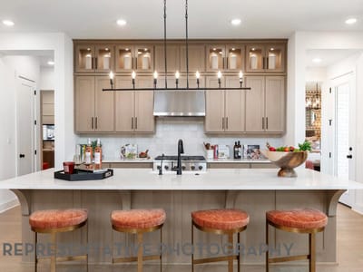 Living area at 200 Borrego Bnd - 4 bed 4 bath home