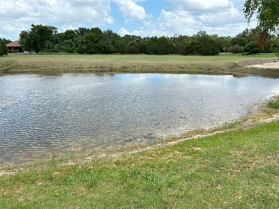 Bathroom at 200 Christine Ln - Ancient Oaks Sec 1, Liberty Hill, TX