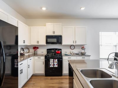 Primary bedroom at 200 Montego St - 5 bed 2 bath home