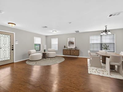 Kitchen at 204 Lauren Loop - 4 bed 2 bath home