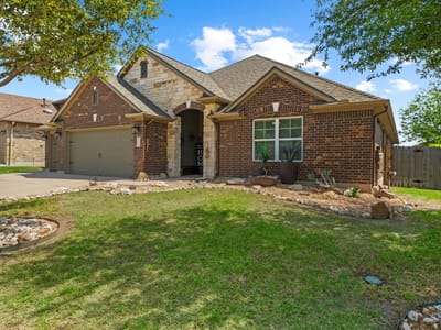 Living area at 20525 Jackies Ranch Blvd - 4 bed 2 bath home