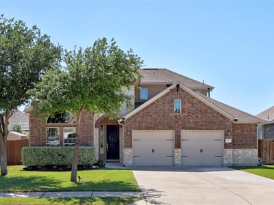 Living area at 20709 Snow Bunting Ln - 3 bed 2 bath home