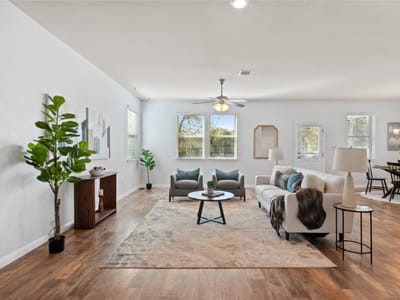 Kitchen at 208 Callahan LN - 4 bed 2 bath home