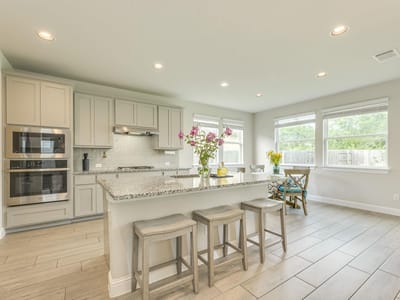 Living area at 208 Stone Canyon DR - 3 bed 2 bath home
