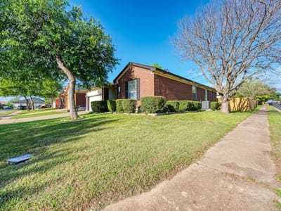Primary bedroom at 20810 Jumpers Delight Ln - 4 bed 2 bath home