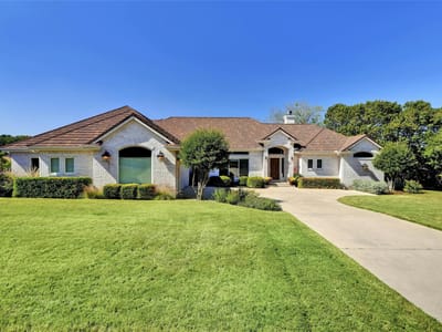 Kitchen at 209 Overlook Ct - 4 bed 3 bath home