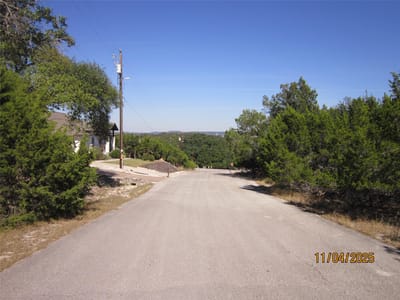 Primary bedroom at 20903 Oak Dale Dr - Country Club Estates, Lago Vista, TX