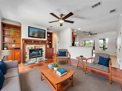 Living area at 2108 Indian Creek Rd - 3 bed 2 bath home