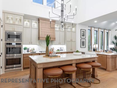 Living area at 212 Borrego Bnd - 4 bed 4 bath home