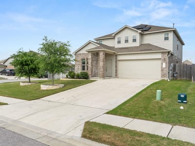 Living area at 21300 Bird Wing Dr - 4 bed 2 bath home