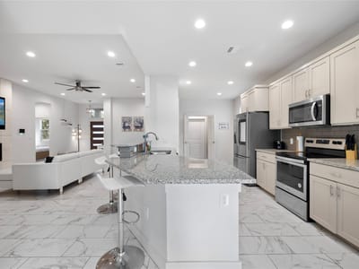 Living area at 21513 Santa Carlo Ave - 3 bed 2 bath home