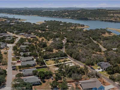 Kitchen at 21800 Cardinal Ave - Emerald Bend Sec 01, Lago Vista, TX