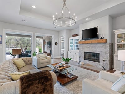 Living area at 2201 Live Oak Rd - 4 bed 3 bath home